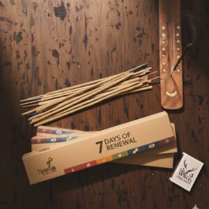 קטורת פאלו סנטו עבודת יד - 7 ימים של התחדשות