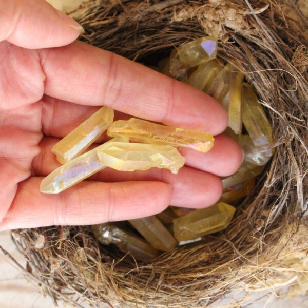 ⁦קריסטל גולדן אורה גולמי - מגנוט הצלחה, חיזוק רצון אישי וחיבור לעוצמה פנימית⁩ – תמונה ⁦2⁩